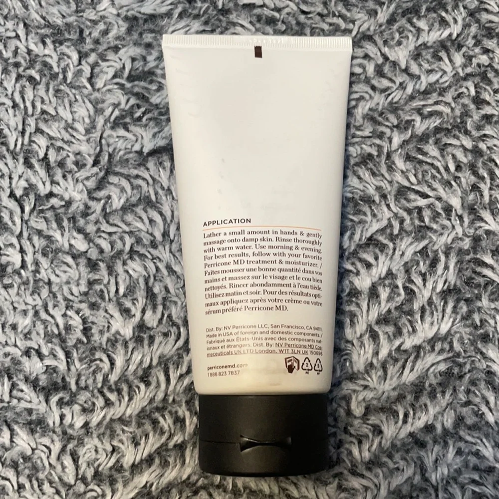 Perricone MD | Vitamin C Ester Citrus Brightening Cleanser 🧼